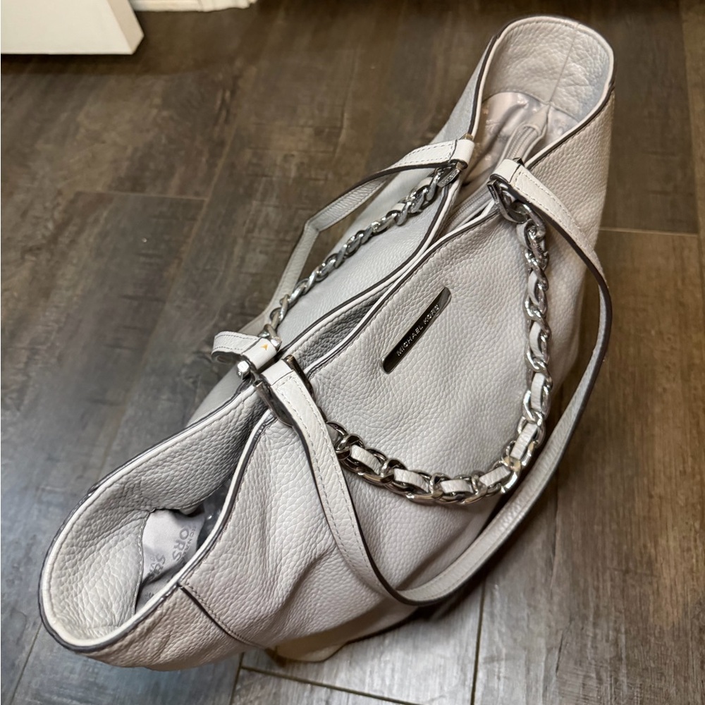 Michael Kors Light Gray Pebbled Leather Chain-Accent Tote - Picture 5 of 15